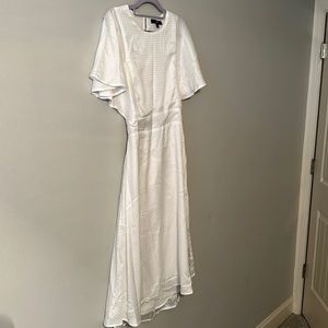 Lulu’s Pure White Peekaboo Back Bow Dress